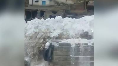 Научпоп. Лавинная активность не дает расчистить дороги в Дагестане