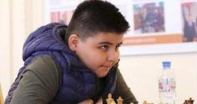 В Душанбе 13-летний подросток выиграл городской чемпионат взрослых по шахматам