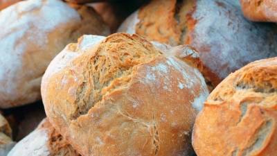 Россиянам рассказали об опасности свежего хлеба