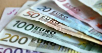 Евро впервые с февраля подорожал до 91 рубля