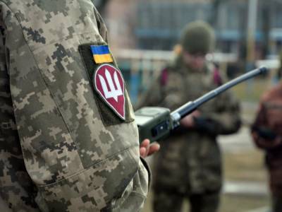 Боевики 10 раз нарушили режим прекращения огня на Донбассе, потерь среди украинских военных нет – штаб ООС