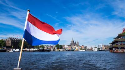 В Нидерландах сократят действие комендантского часа