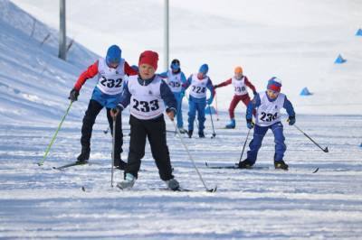 Сахалинские лыжники разыграли призы "Весенних каникул"