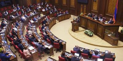 Парламент Армении отменил военное положение спустя полгода с начала войны за Нагорный Карабах - ТЕЛЕГРАФ