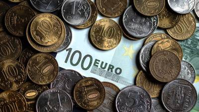 Экономист прокомментировал курс евро