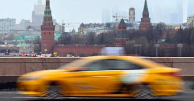 В Москве блогеры ради шутки угнали такси премиум-класса и попали под статью