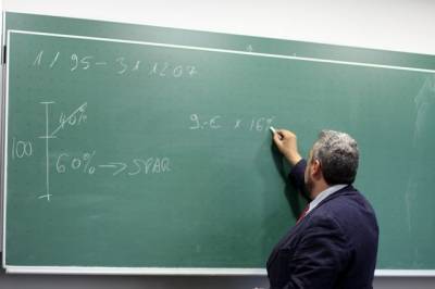 В России введут профессиональный экзамен для учителей