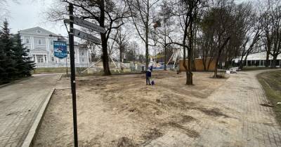 В парке "Юность" снесли детскую площадку, где получила травмы десятилетняя калининградка