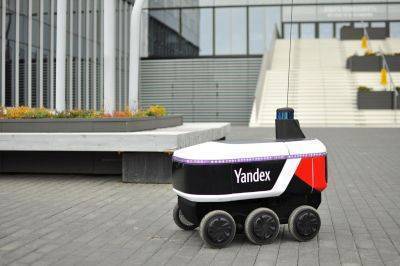 "Яндекс" начнет в 2021 году продавать роботов-доставщиков другим компаниям