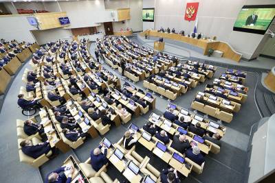 Госдума приняла закон об изменении учета президентских сроков
