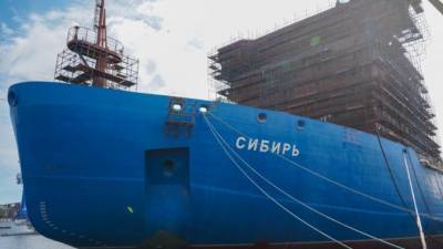 Срок сдачи ледокола "Сибирь", строящегося на Балтийском заводе, перенесли на декабрь