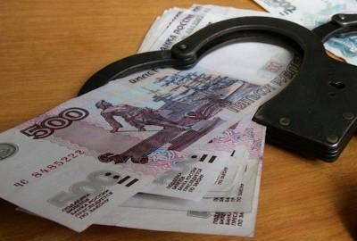 В Смоленской области женщина-нелегал пыталась подкупить инспектора ДПС