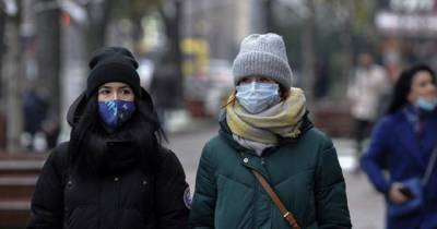 В Киеве объяснили, в каких случаях нужно носить защитные маски на улице
