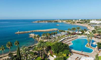 Российские туристы с 1 апреля смогут посещать курорты Кипра