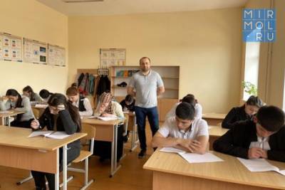 Ежегодная олимпиада школьников по лезгинскому языку прошла в Сулейман-Стальском районе