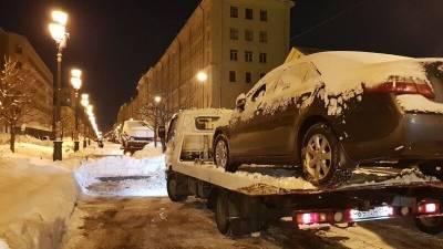 Около 60 тыс. автомобилей эвакуировали в Москве из-за нарушений правил парковки