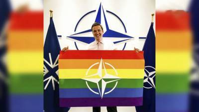 60 минут. В НАТО состоялась первая в истории конференция по правам ЛГБТ