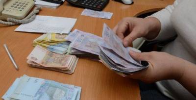 Власти объявили размер выплат для украинцев в «красных» зонах