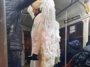 Харьковские трамваи от дрифта стали защищать ангелы (Фото)