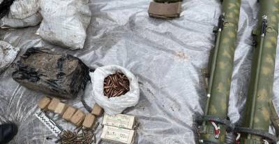 СБУ обнаружила схрон с оружием у задержанного накануне боевика