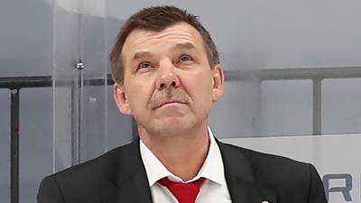 Хоккейный «Спартак» решил не продлевать контракт с Олегом Знарком