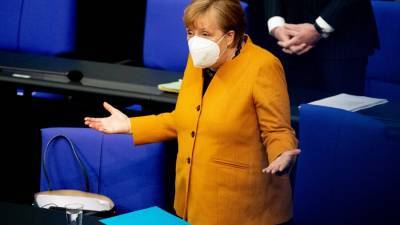 Меркель отменила планы "пасхального локдауна" в Германии