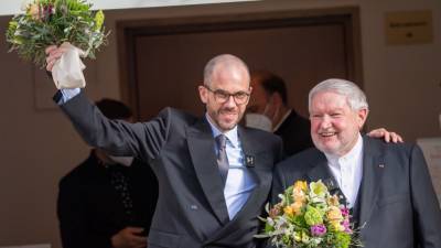 Запрет папы римского на благословение однополых браков возмутил немецких священников