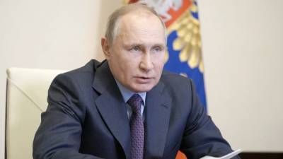В Кремле не планируют телефонные контакты Путина с премьером Канады
