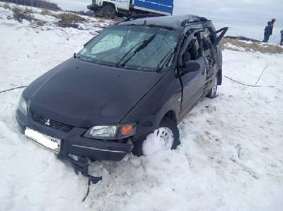 В Смоленской области водитель без прав пострадал в столкновении со столбом