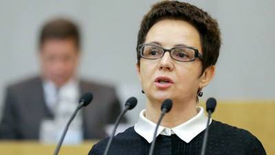Депутат ГД Савастьянова оповестила о планах кабмина предоставить отчет в срок