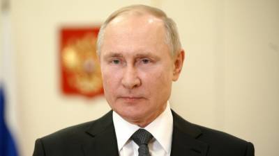Песков доложил о хорошем самочувствии Путина после вакцинации