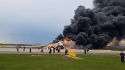 Опубликована полная расшифровка разговора пилотов сгоревшего в Москве SSJ-100