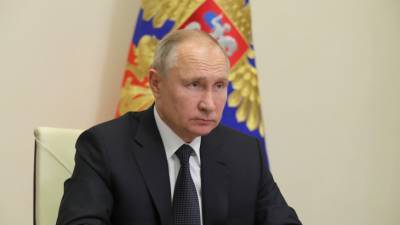 Песков: Путин после первой прививки чувствует себя хорошо