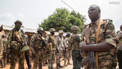 Армия ЦАР освобождает от боевиков деревню на западе республики