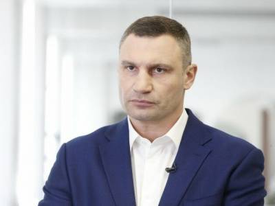 Кличко назвал "манипуляцией" просьбу маршрутчиков запретить им работать во время усиленного карантина в Киеве