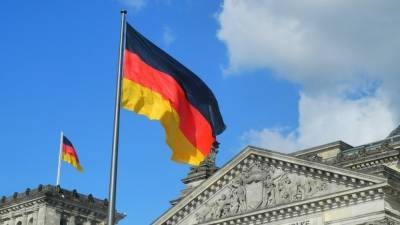 Германия просит Евросоюз закупить "Спутник V" на общеевропейском уровне