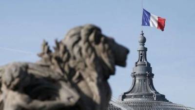 Париж отреагировал на введенные Украиной санкции против французов