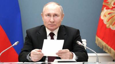 Путин узаконил обязательную предустановку российского ПО на гаджеты