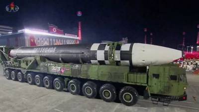 СМИ: Северная Корея запустила две баллистические ракеты