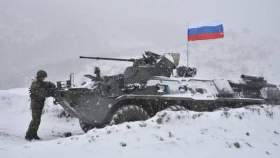 Российские миротворцы доставили в Карабах гуманитарный груз