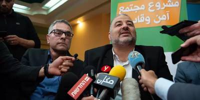 Конец карьеры Нетаниягу зависит от одного слова арабского депутата