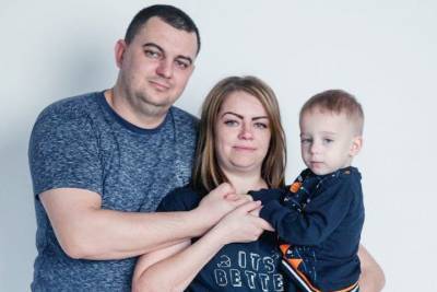 Двухлетнему Вадиму из Волжского нужна помощь в борьбе со СМА