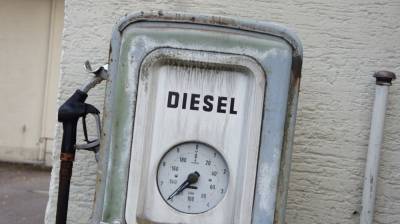 Стоимость топлива для автомобилей вырастет на Украине после ухода "Роснефти"