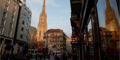 В Австрии ужесточают локдаун: жителям запретят посещать магазины без отрицательного теста на COVID-19