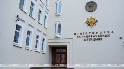 На СТО в Минске опрокинулась корзина подъемника, один человек погиб