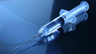Эффективность вакцины AstraZeneca снизилась до 76%