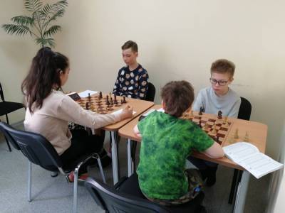 В Южно-Сахалинске определяют лучших шахматистов
