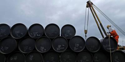 США побили 10-летний рекорд по импорту российской нефти
