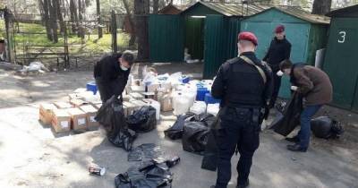 "Во все тяжкие": в Киеве судят группу, обвиняемую в торговле людьми и наркотиками
