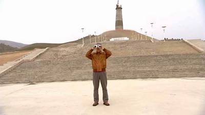 Бердымухамедов проконтролировал строительство 60-метрового памятника Махтумкули и селеотводных сооружений в Ашхабаде
